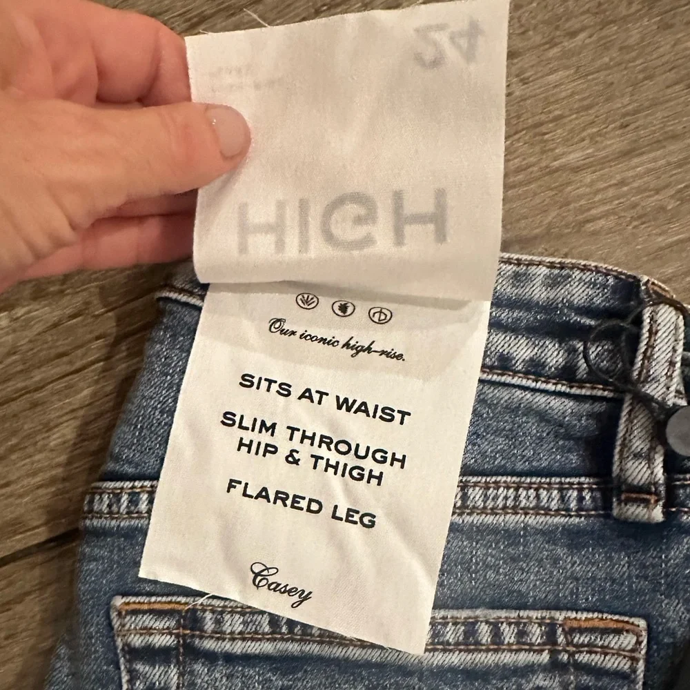 Rag & Bone Casey High Rise Flare Jeans in Norwalk. - Picture 7 of 10